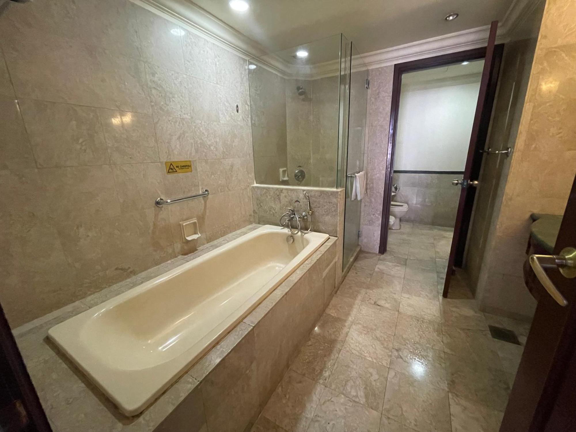 Grand Lumia At Berjaya Times Square Kl Apartment *