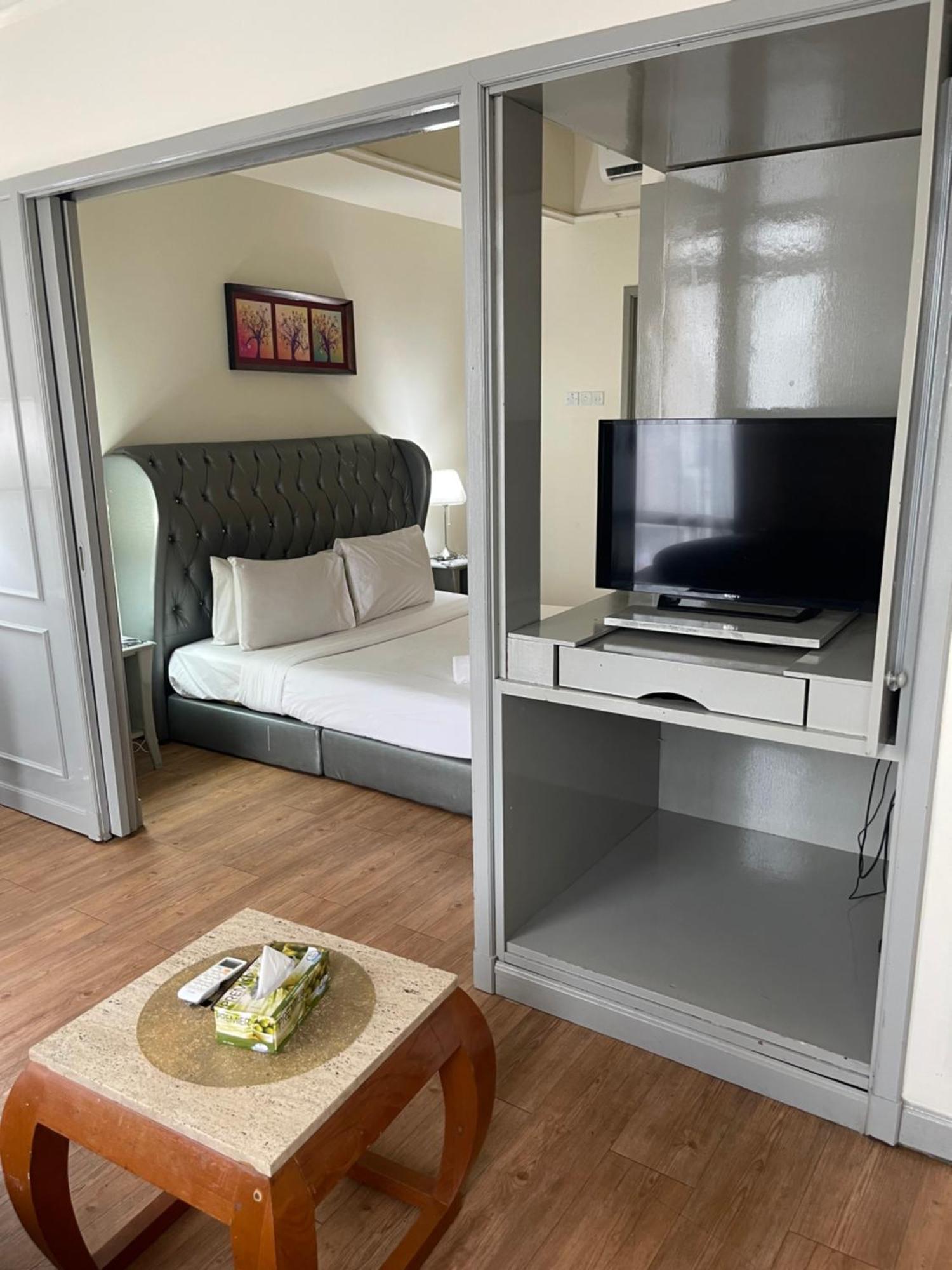 Grand Lumia At Berjaya Times Square Kl Apartment Kuala Lumpur