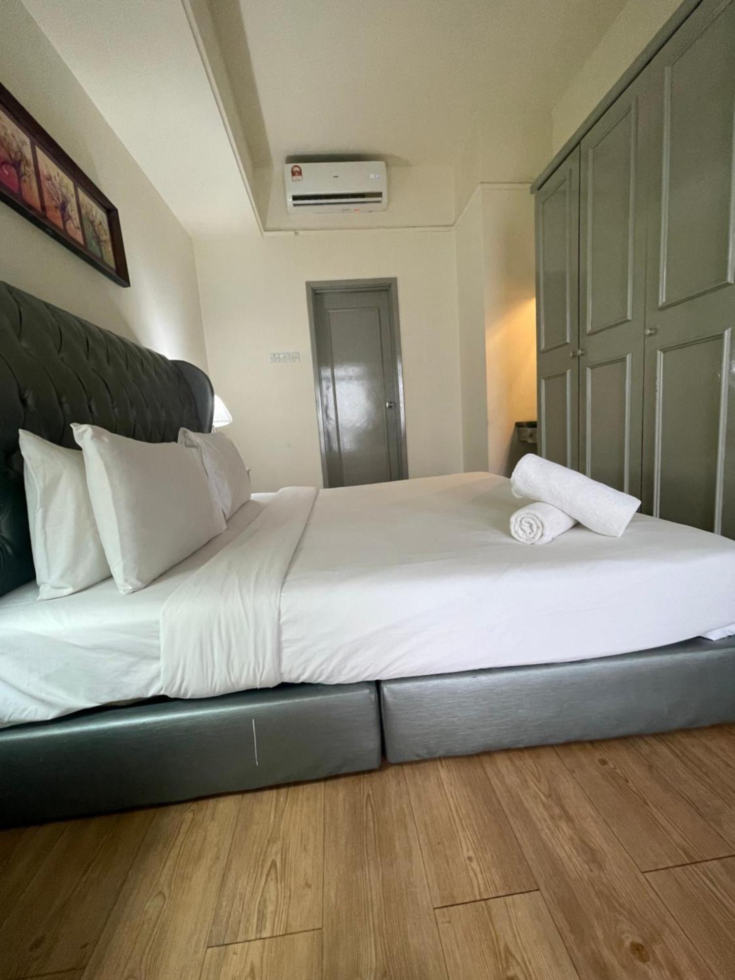 Grand Lumia At Berjaya Times Square Kl Apartment *